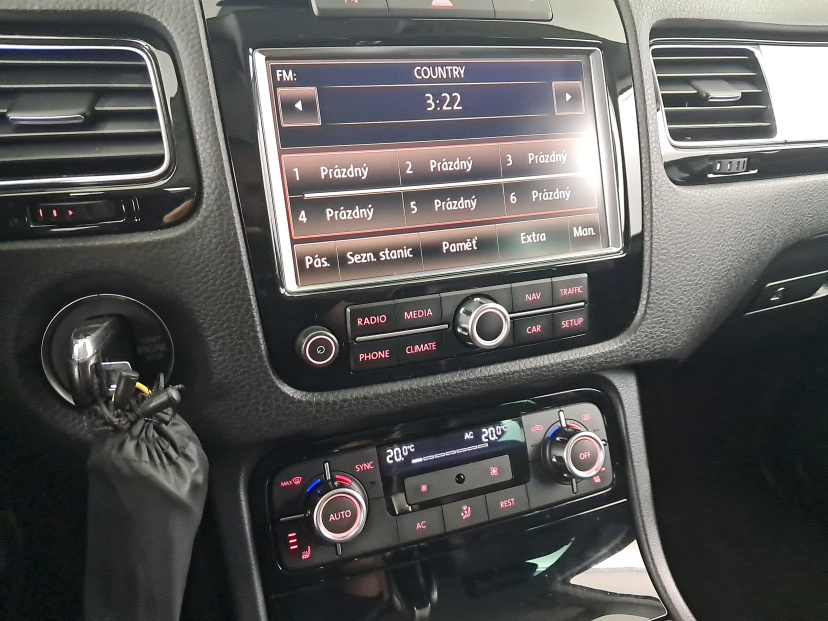 Volkswagen Touareg, 2012