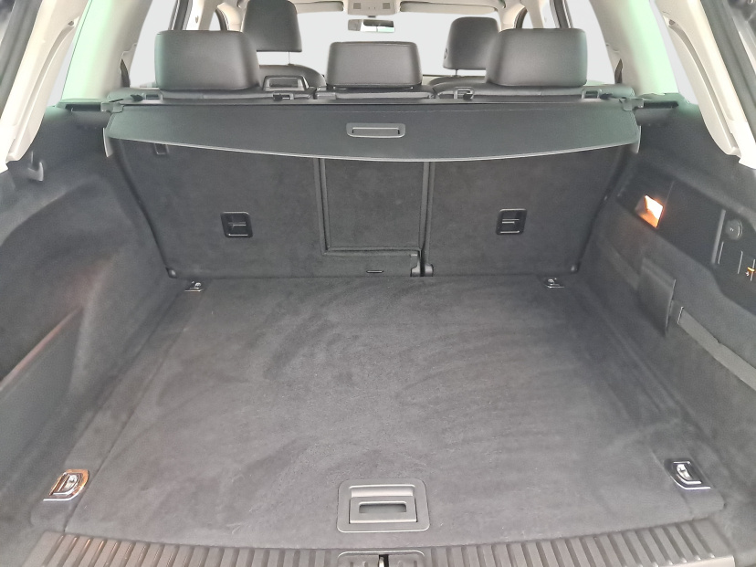 Volkswagen Touareg, 2012