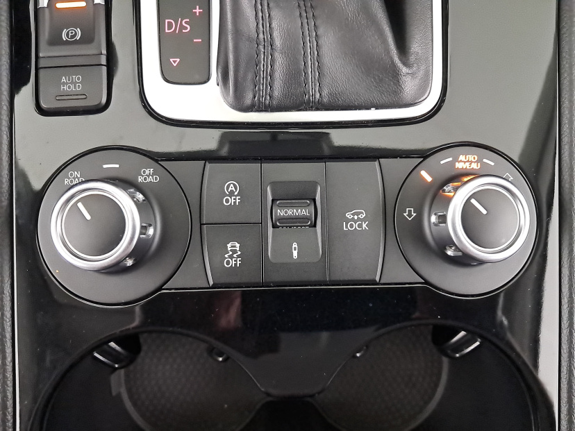 Volkswagen Touareg, 2012