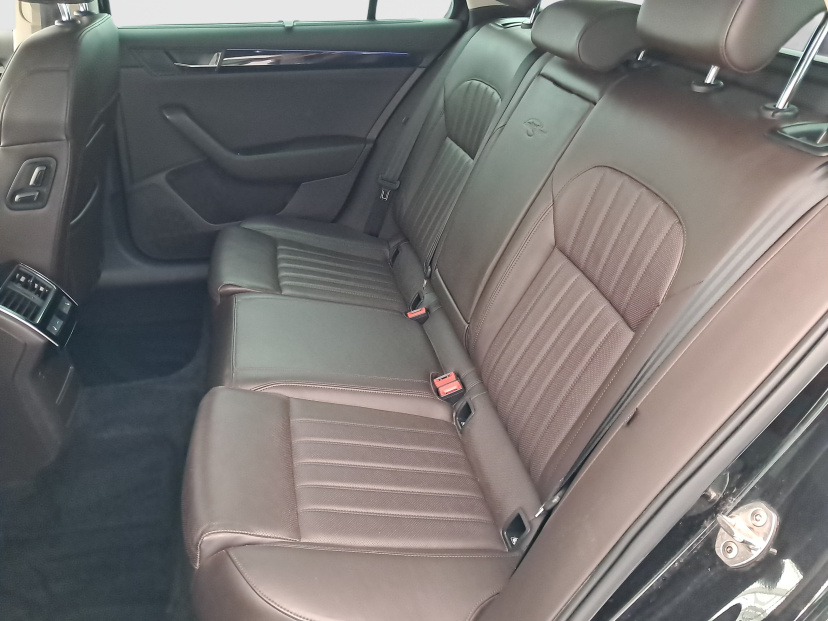 Škoda Superb, 2015