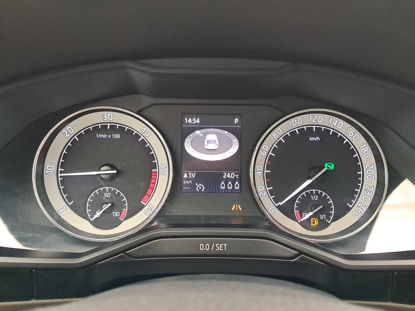 Škoda Superb, 2015