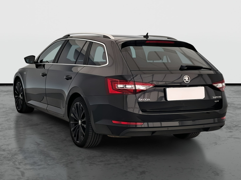 Škoda Superb, 2015