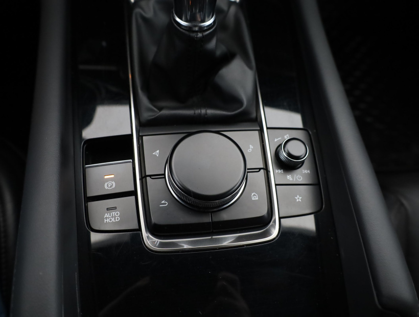 Mazda 3, 2020