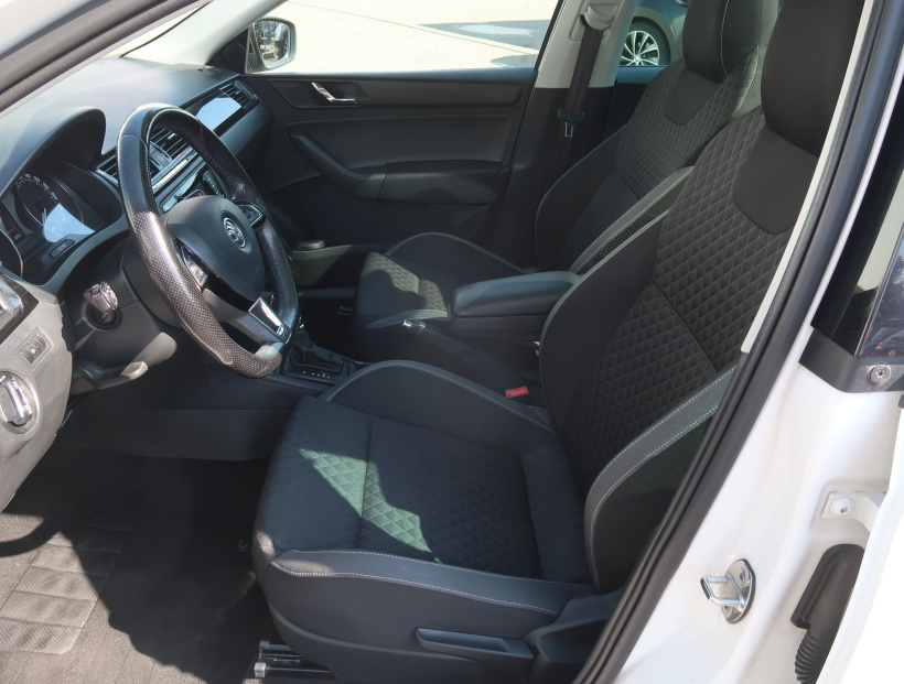 Škoda Rapid Spaceback, 2016
