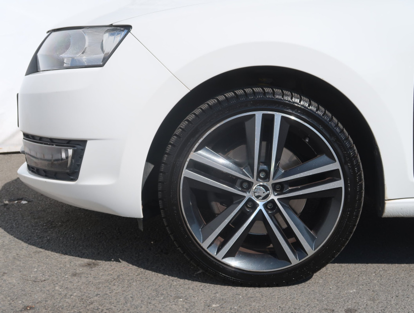 Škoda Rapid Spaceback, 2016