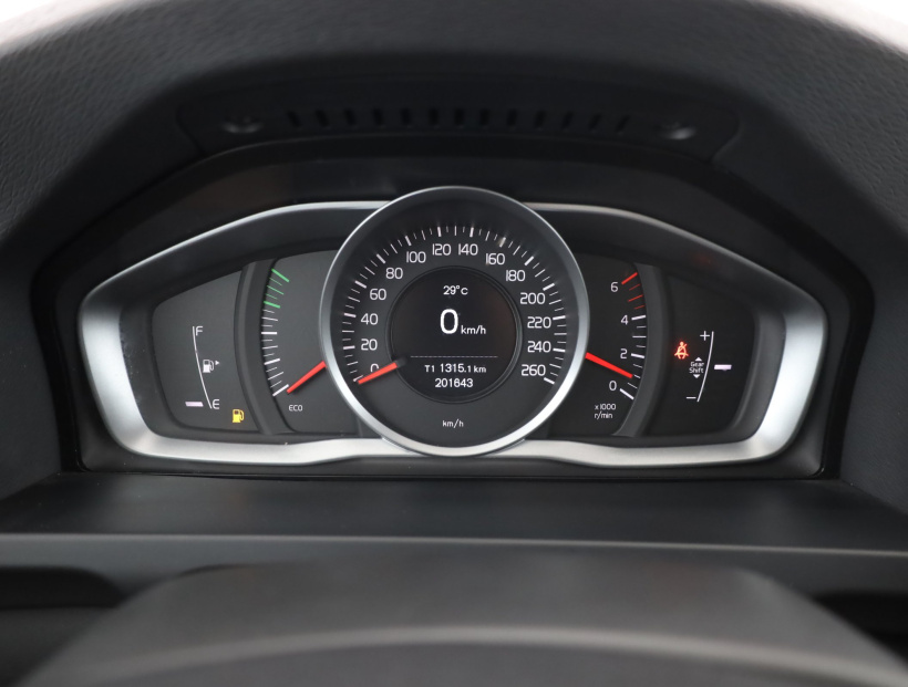 Volvo V60, 2016