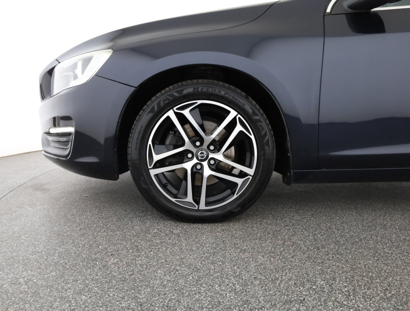 Volvo V60, 2016