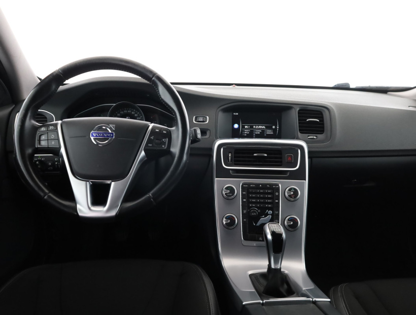 Volvo V60, 2016