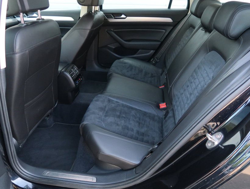 Volkswagen Passat, 2018