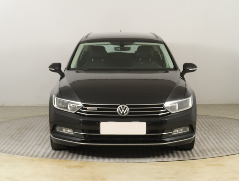 Volkswagen Passat, 2018