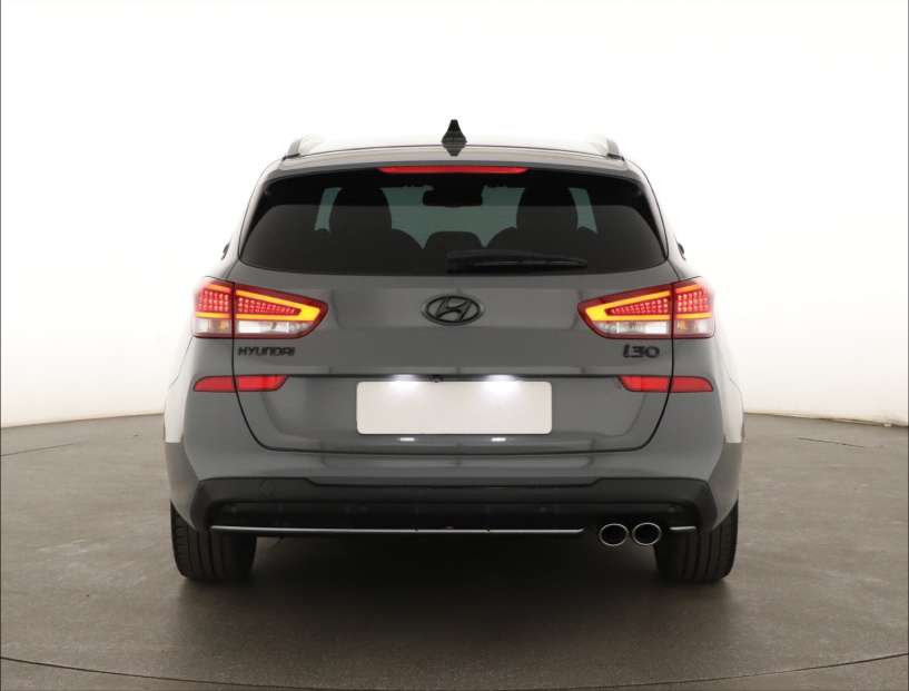 Hyundai i30, 2021