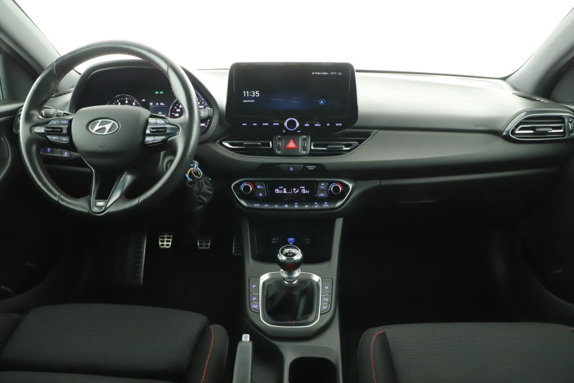 Hyundai i30, 2021