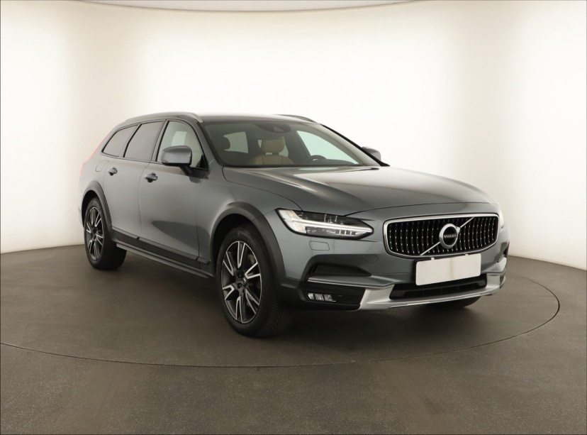 Volvo V90 Cross Country, 2017
