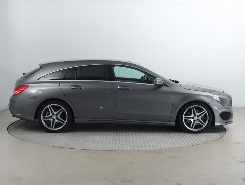 Mercedes-Benz CLA, 2016