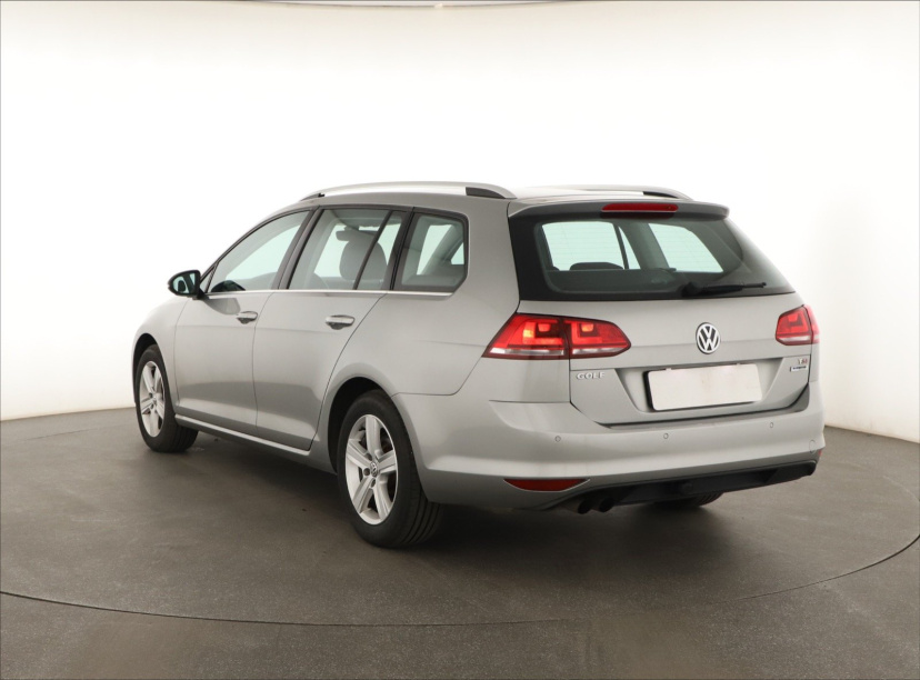 Volkswagen Golf, 2016