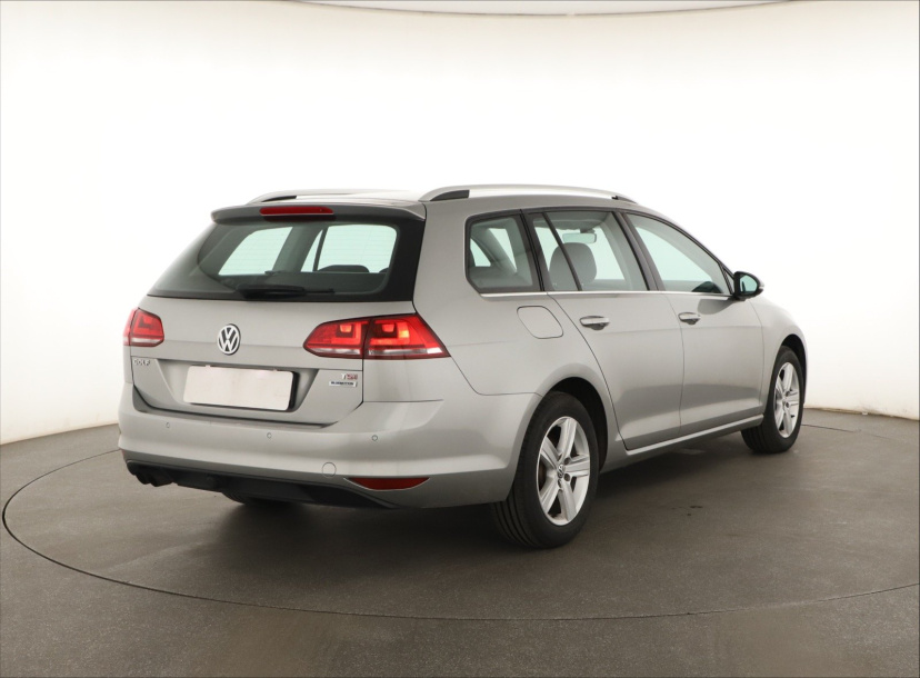 Volkswagen Golf, 2016