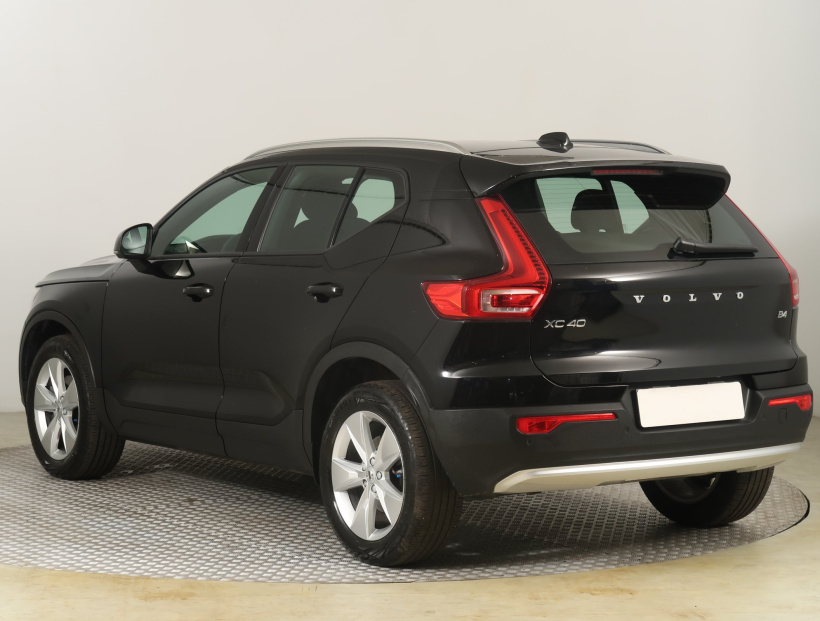 Volvo XC40, 2022