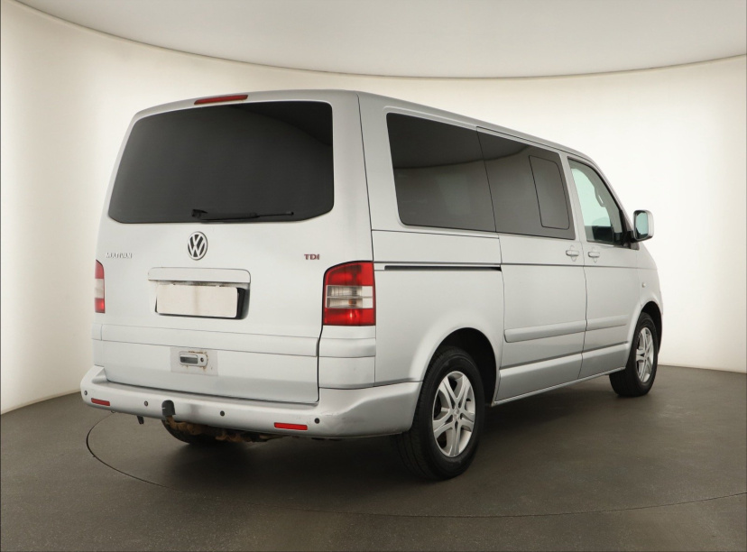 Volkswagen Multivan, 2003