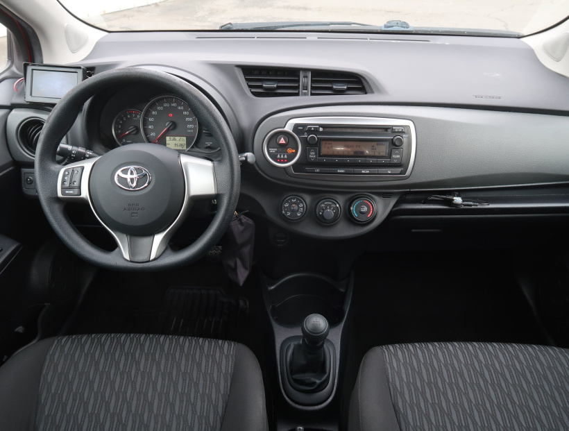 Toyota Yaris, 2013