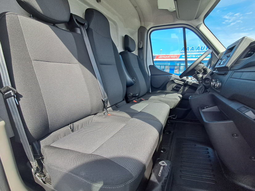 Renault Master, 2024
