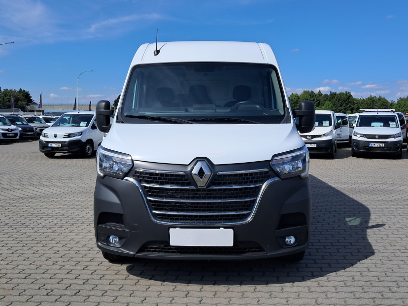 Renault Master, 2024