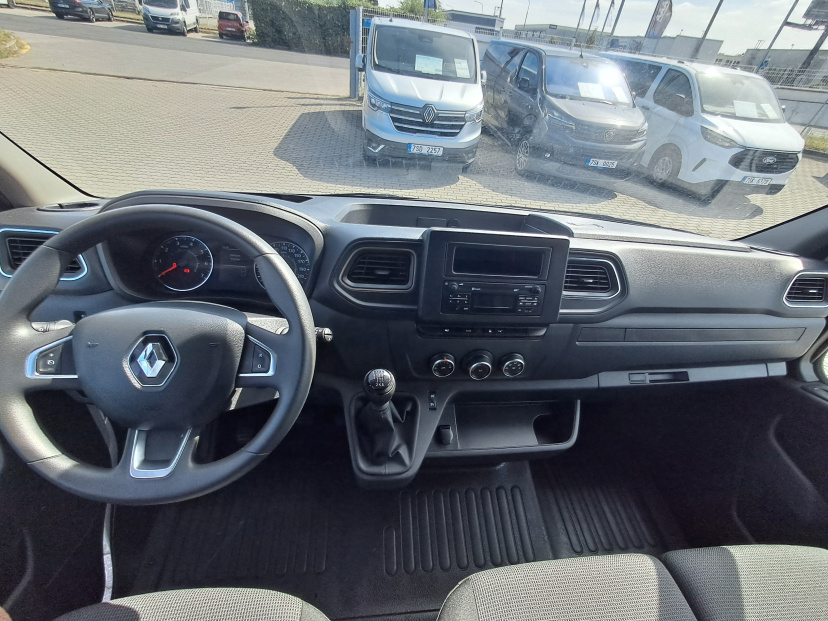 Renault Master, 2024