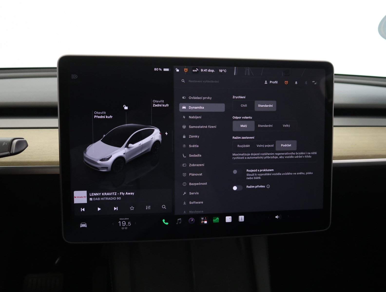 Tesla Model Y Standard Range – fotografie 26