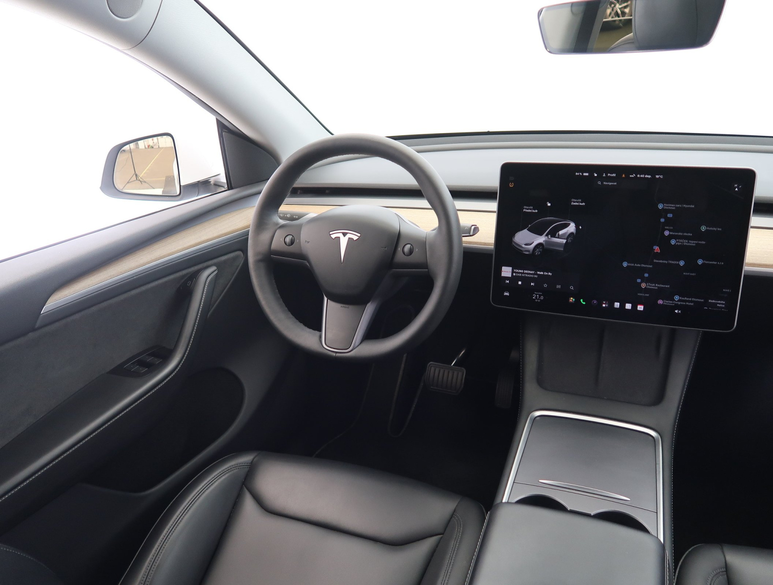 Tesla Model Y Standard Range – fotografie 9