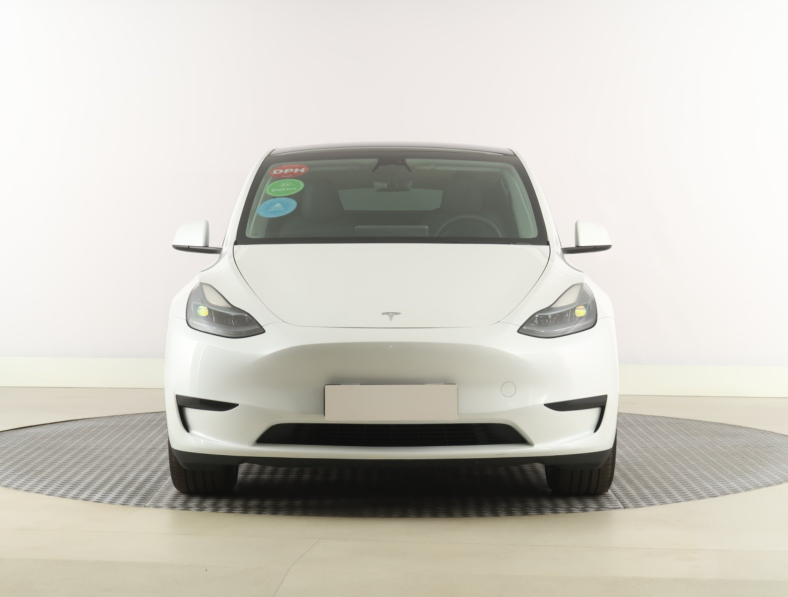 Tesla Model Y Standard Range – fotografie 2