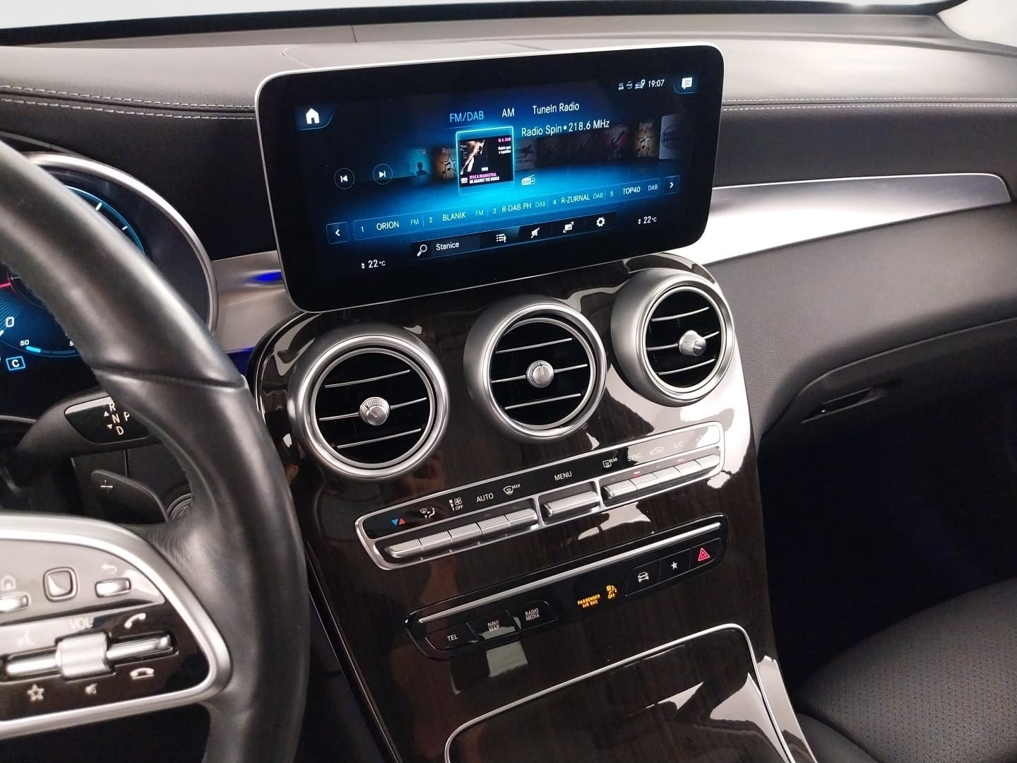 Mercedes-Benz GLC - 2022