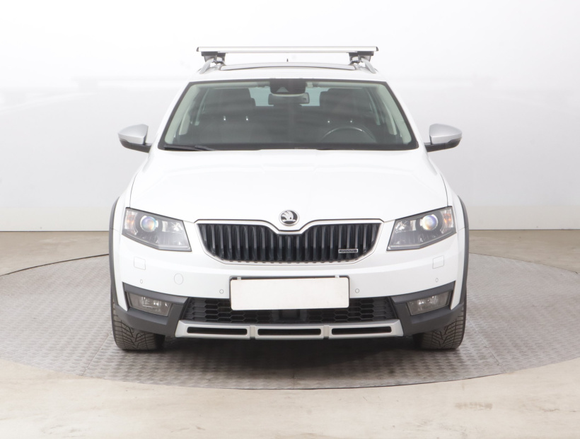 Škoda Octavia Scout, 2015