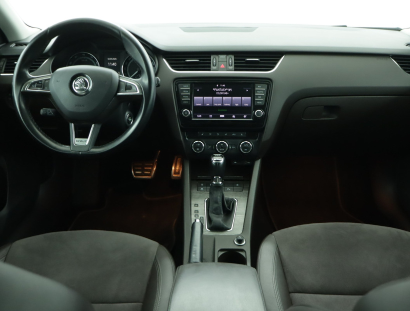 Škoda Octavia Scout, 2015