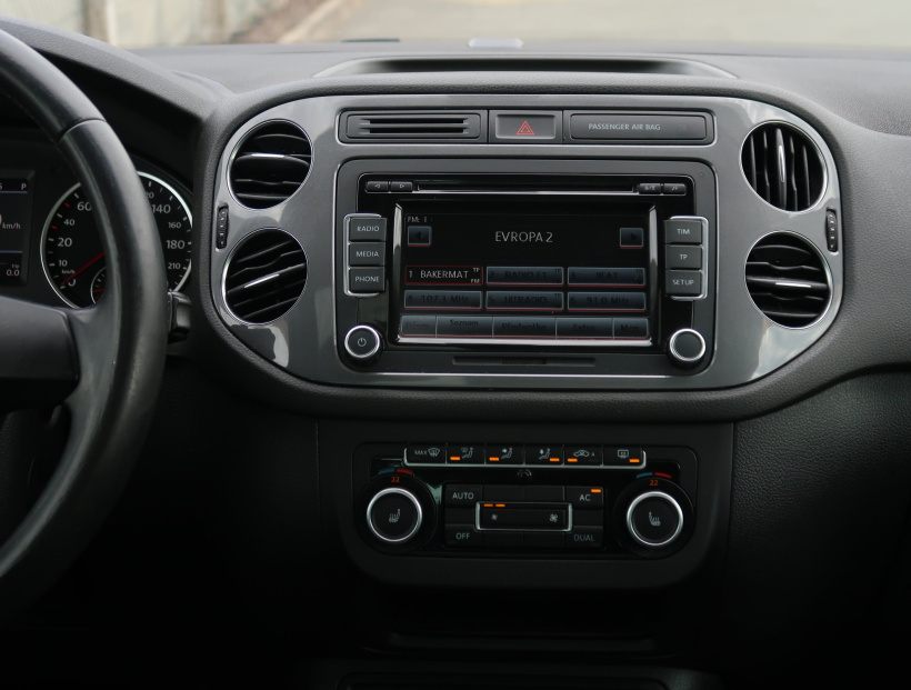 Volkswagen Tiguan, 2012