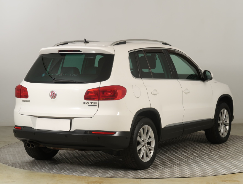 Volkswagen Tiguan, 2012