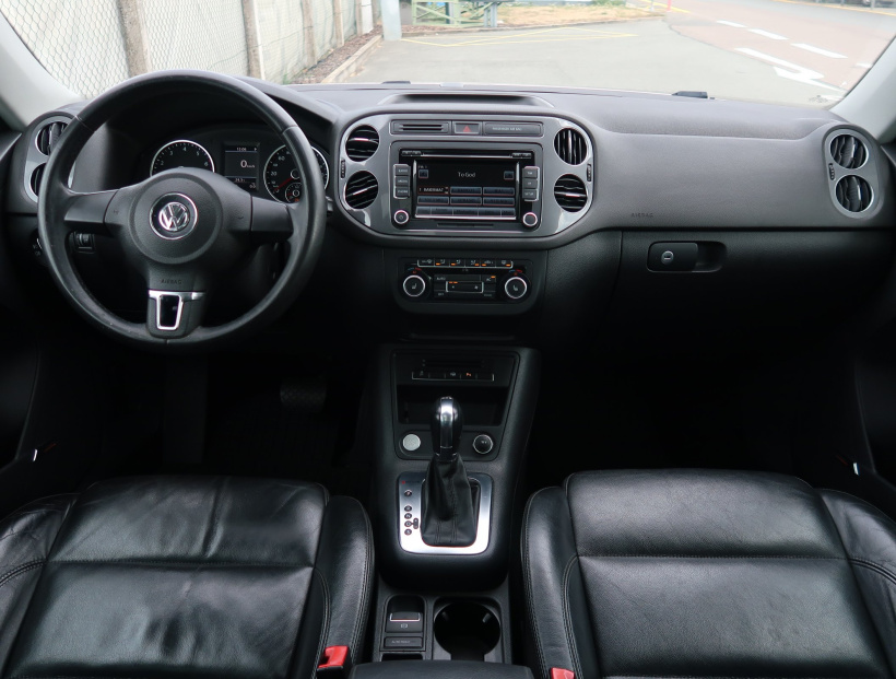 Volkswagen Tiguan, 2012