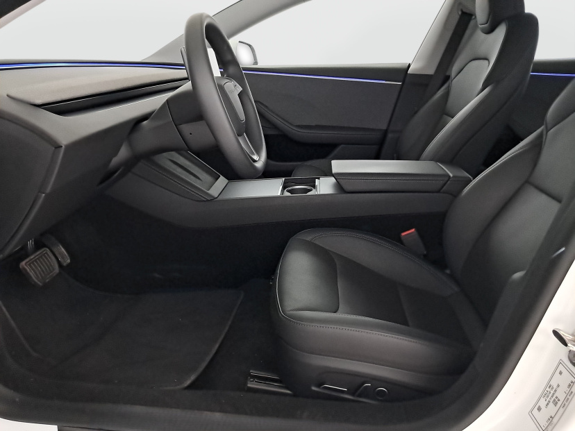 Tesla Model 3, 2024