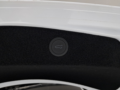 Tesla Model 3 - 2024