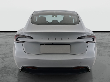 Tesla Model 3 - 2024