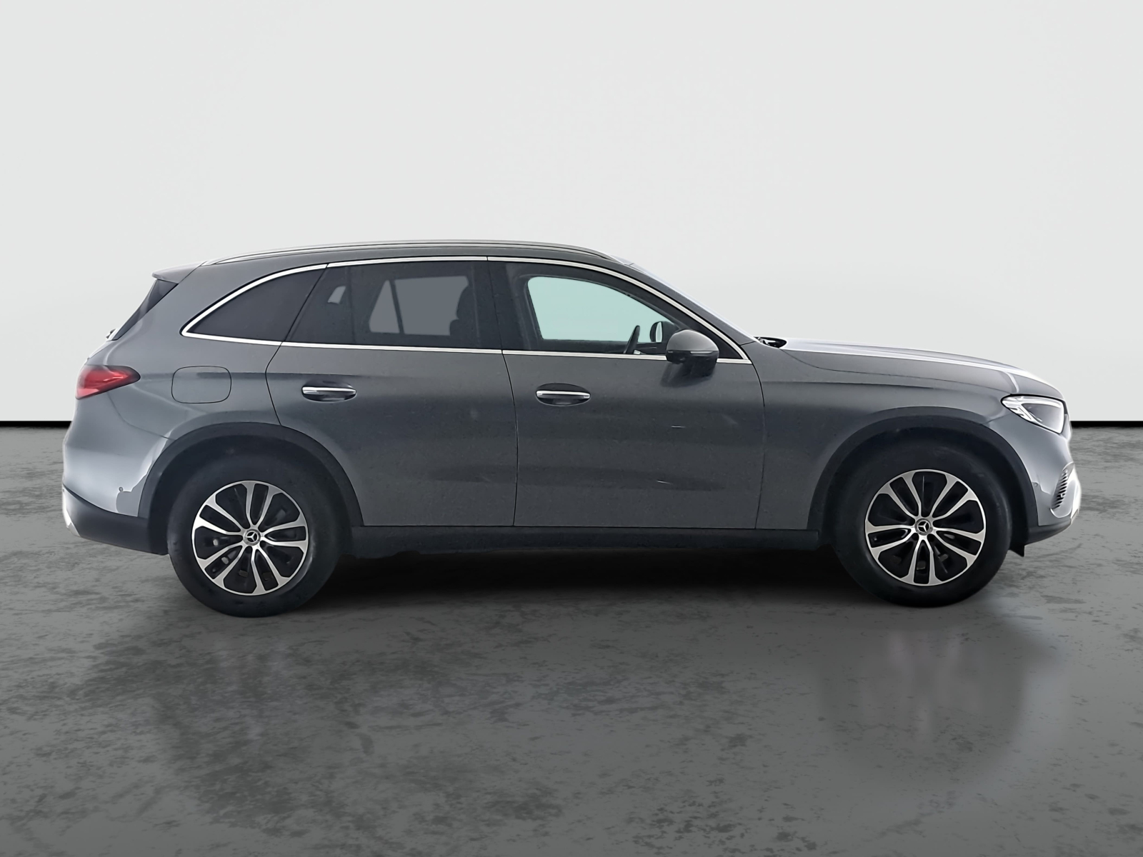 Mercedes-Benz GLC - 2023