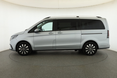 Mercedes-Benz V - 2025