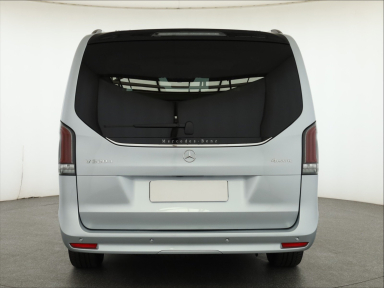 Mercedes-Benz V - 2025