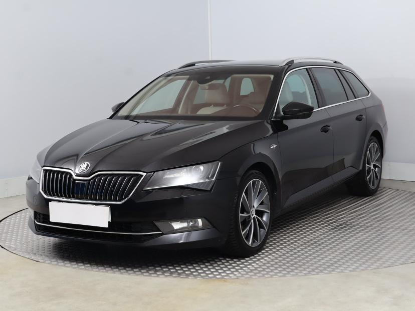 Škoda Superb, 2017