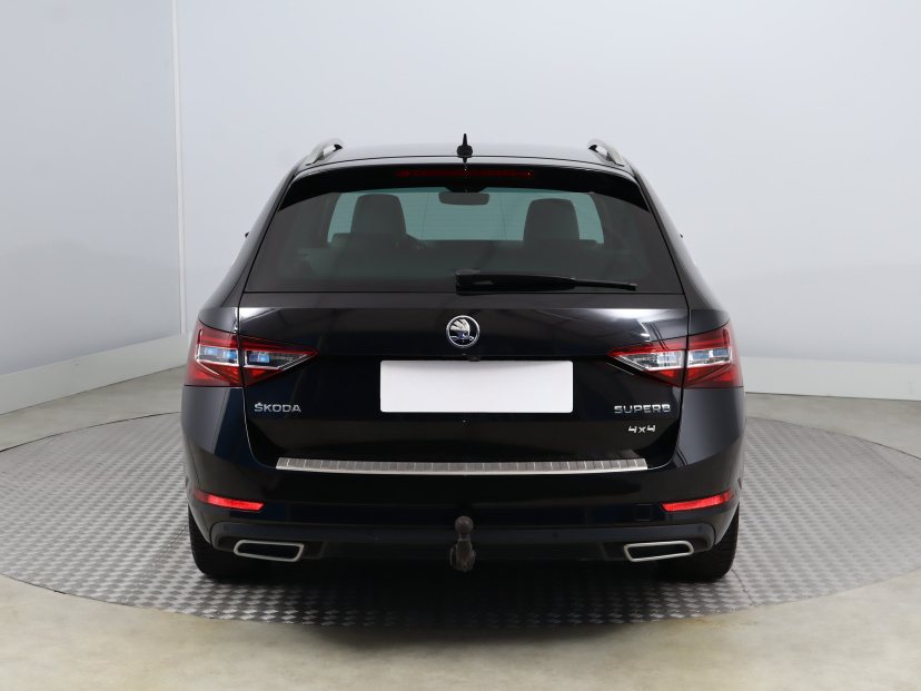 Škoda Superb, 2017