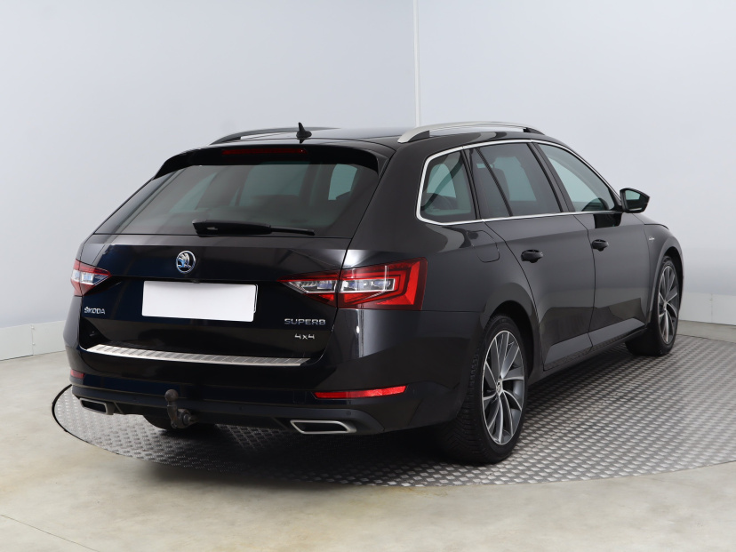 Škoda Superb, 2017