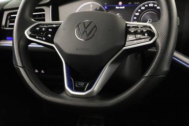 Volkswagen Touareg - 2022