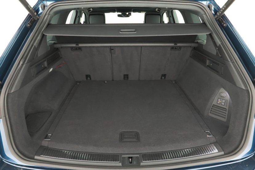 Volkswagen Touareg, 2022