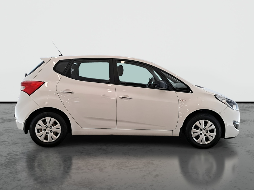 Hyundai ix20, 2011