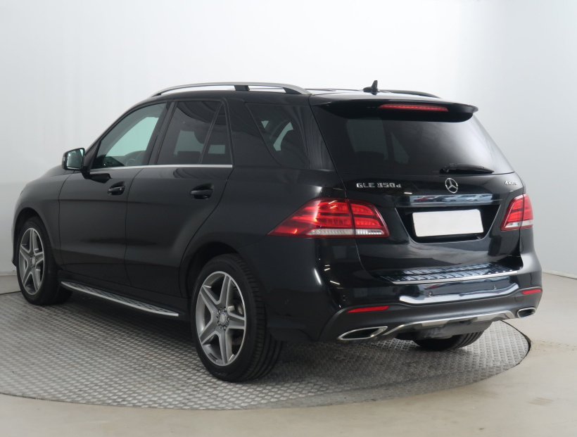 Mercedes-Benz GLE, 2016