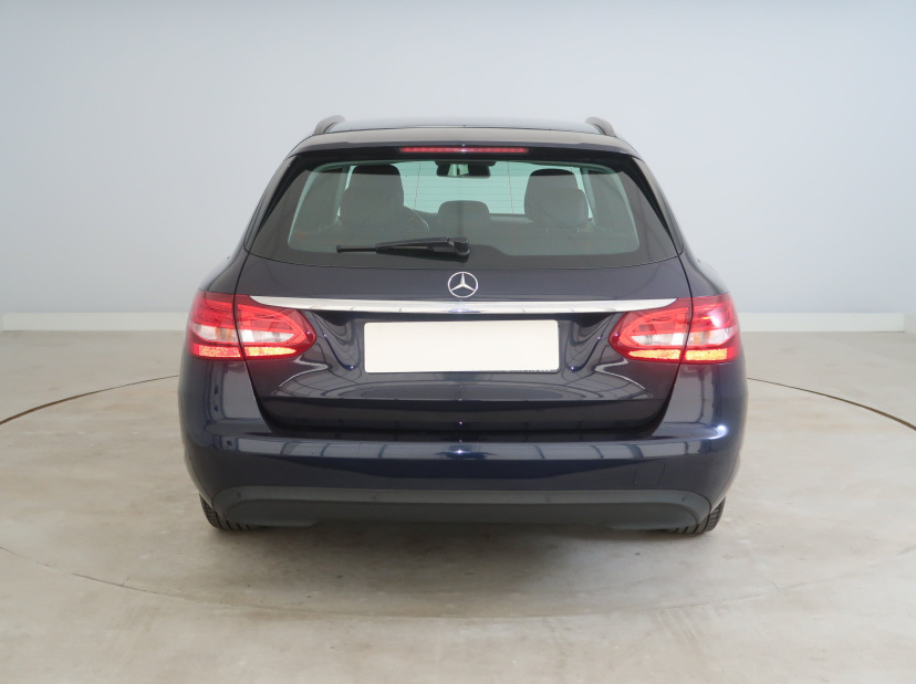 Mercedes-Benz C, 2017