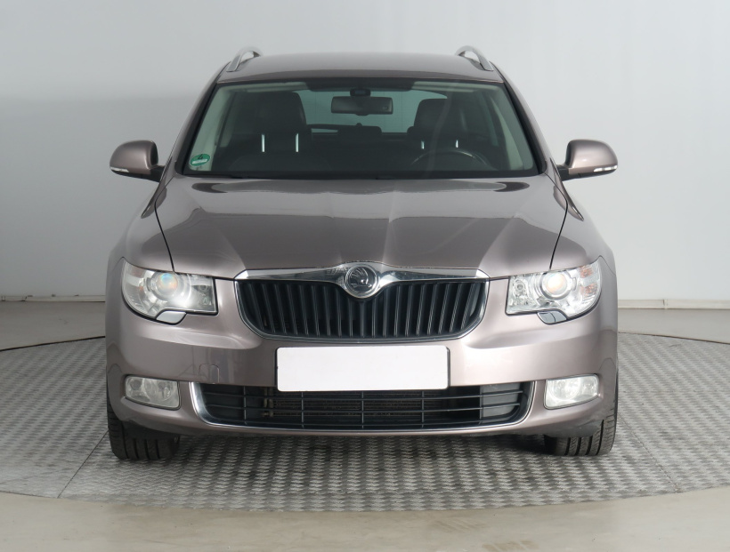 Škoda Superb, 2013